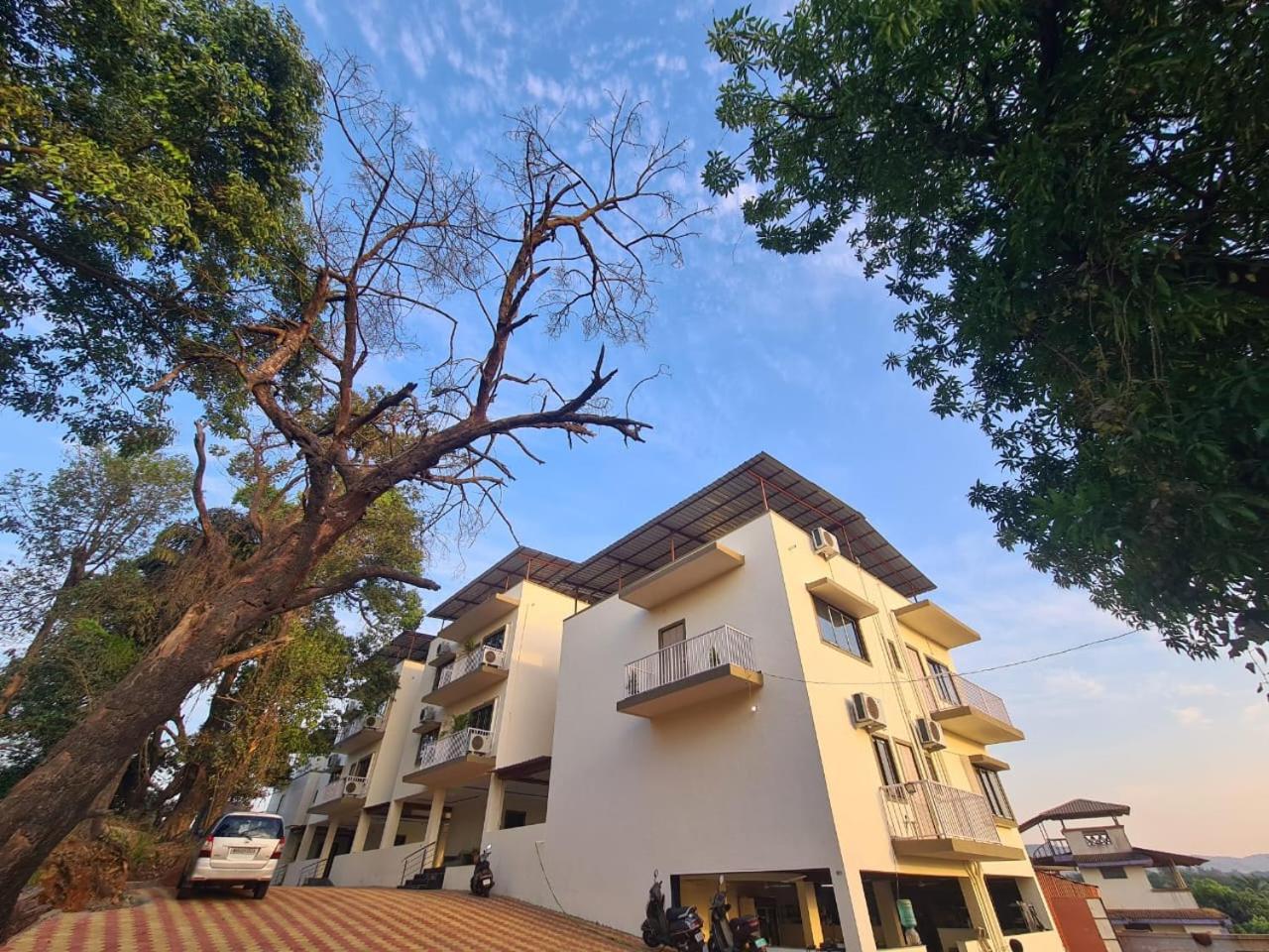 Hill View Hotel By Bil Lonavala Buitenkant foto