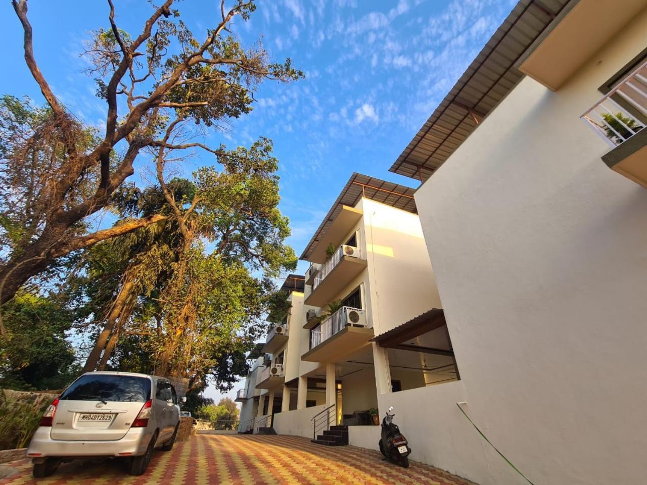 Hill View Hotel By Bil Lonavala Buitenkant foto