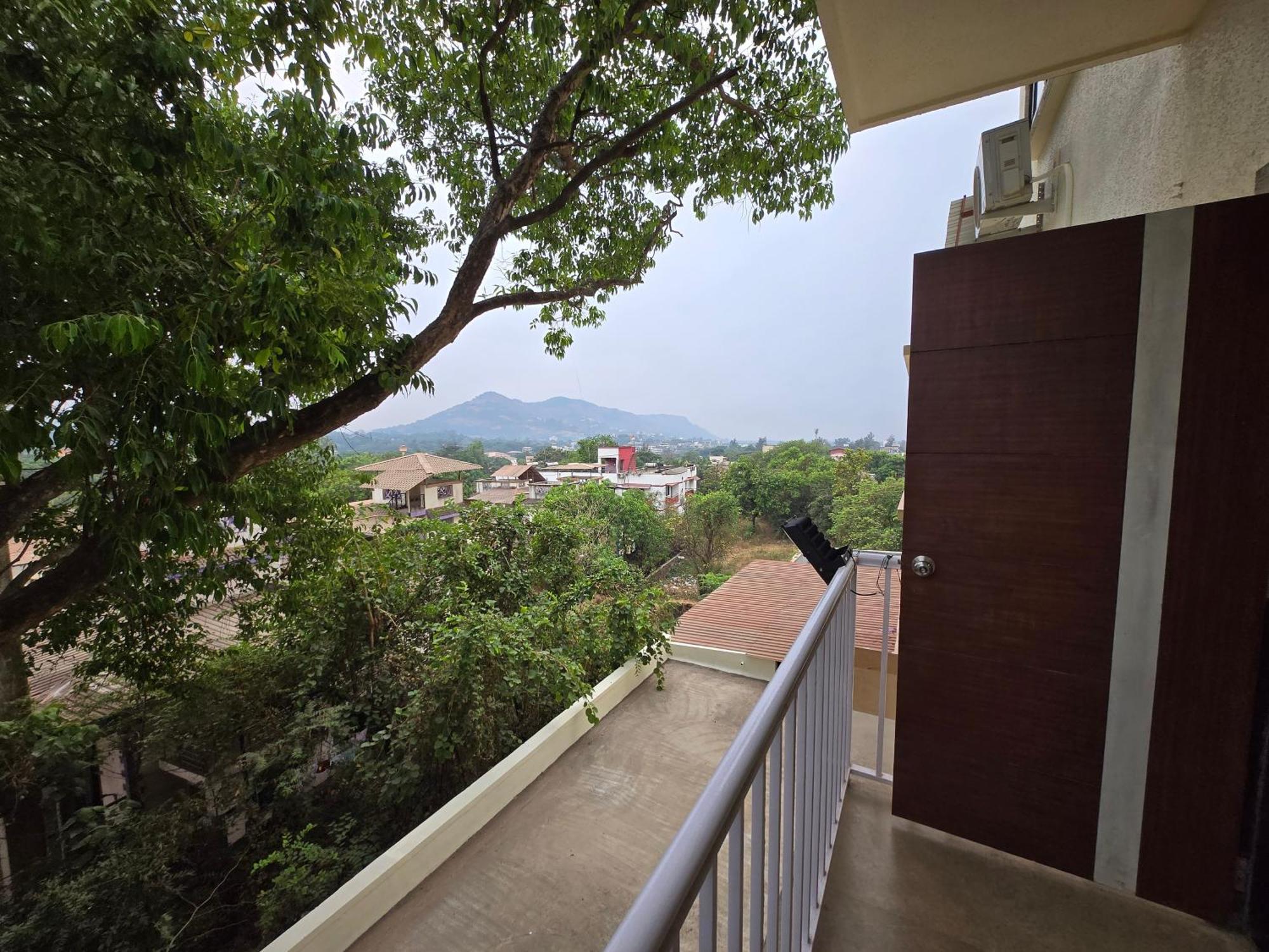 Hill View Hotel By Bil Lonavala Buitenkant foto